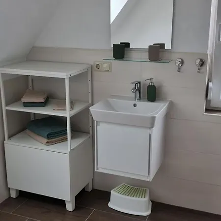 With 1 Bedroom בית נופש